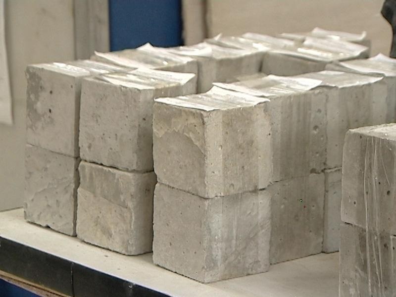 фото бетона в виде кубиков перед началом испытаний